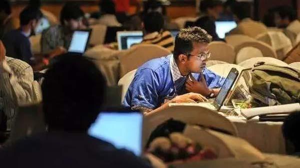 程序员厉害还是黑客厉害？揭秘两者技术差异与职业前景