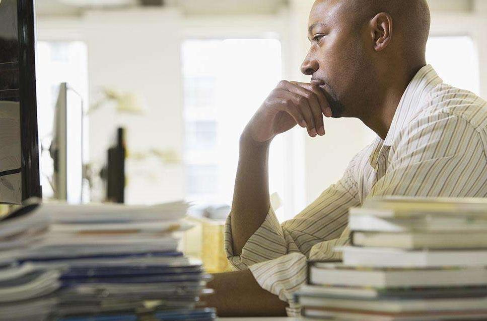 黑客24小时接单的网站：揭秘数字黑市真相与安全防范指南  第1张