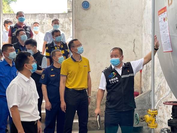 黑客联系方式急？合法安全专家这样找，避免法律风险快速解决网络危机  第3张