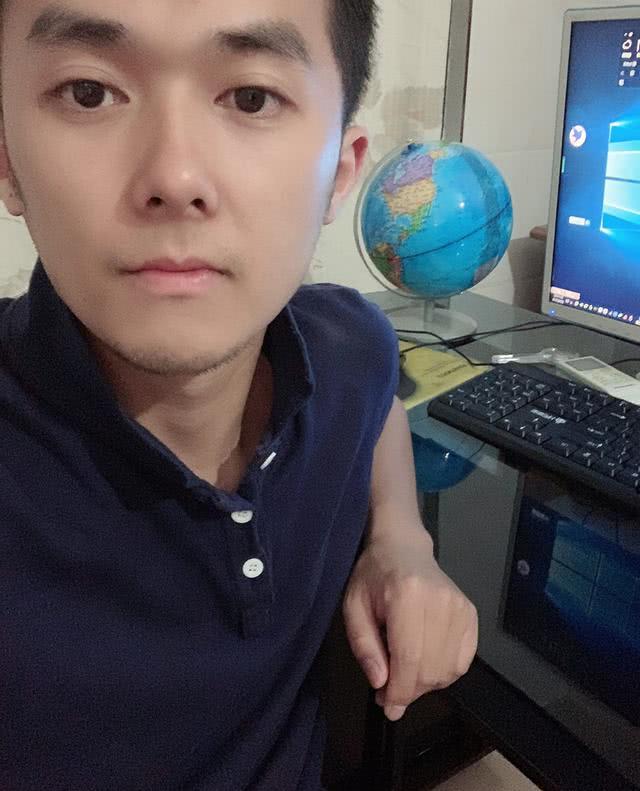 免费接单黑客在线服务：零成本解决网络安全问题，快速恢复密码与数据  第2张