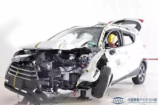 24小时接免费黑客QQ的真相：揭秘网络陷阱与安全防范指南