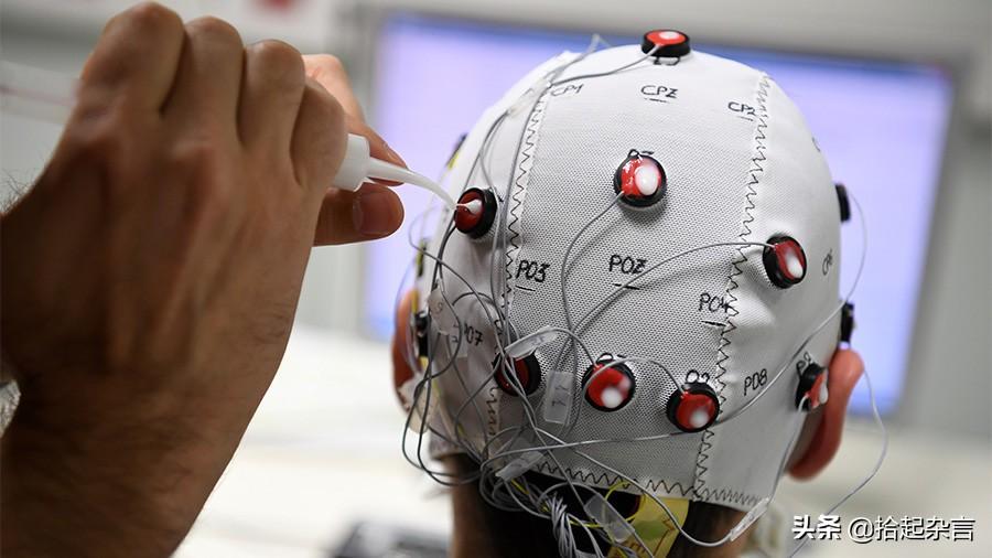 24小时在线的网络黑客微信:揭露背后风险与安全替代方案