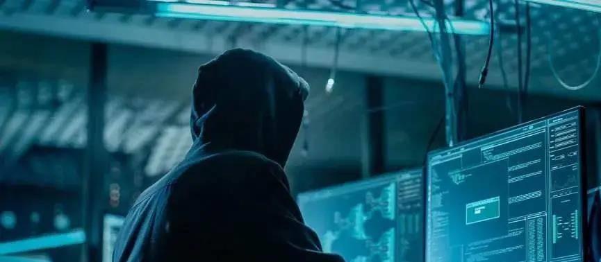 在线接单黑客好技术：揭秘网络黑市服务与全方位安全防护指南  第2张