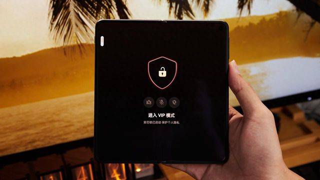 黑客24小时定位找人：如何保护隐私安全，避免被非法跟踪定位  第1张