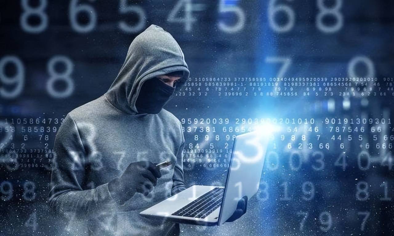 24小时黑客在线接单平台：揭秘数字暗网的风险与防范指南