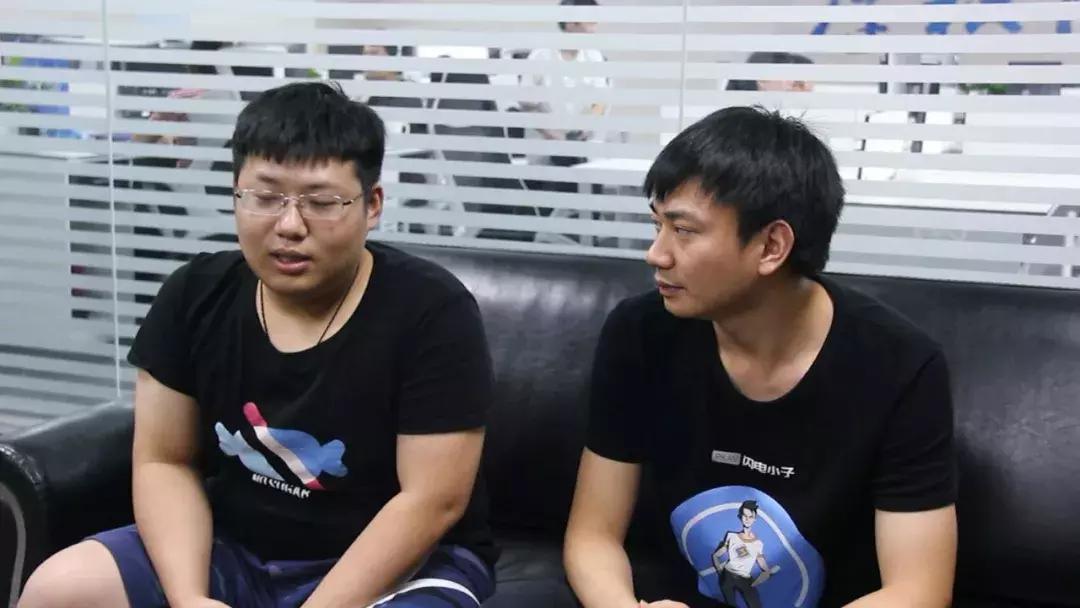 40岁了学编程已经太晚了？揭秘成年人的编程学习优势与成功转型路径  第3张