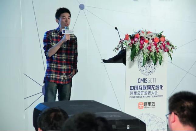 免费接单黑客QQ人才网站骗局揭秘：如何识别网络兼职陷阱并保护个人信息安全