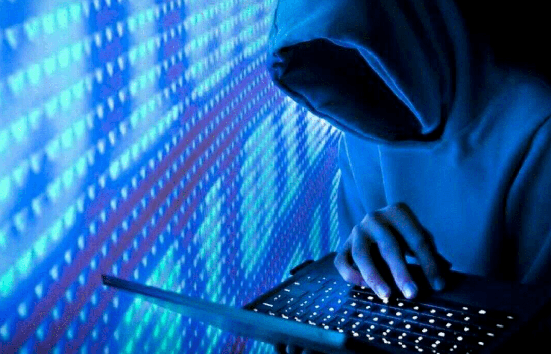 黑客24小时免费平台真相揭秘：保护个人信息安全，避免法律风险与金钱损失