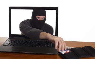 黑客追钱说过安检是真的吗？揭秘网络犯罪真相与个人账户安全防护