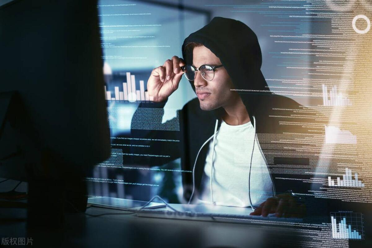 在哪找黑客查看聊天记录呢？合法途径帮你解决隐私焦虑与关系疑虑