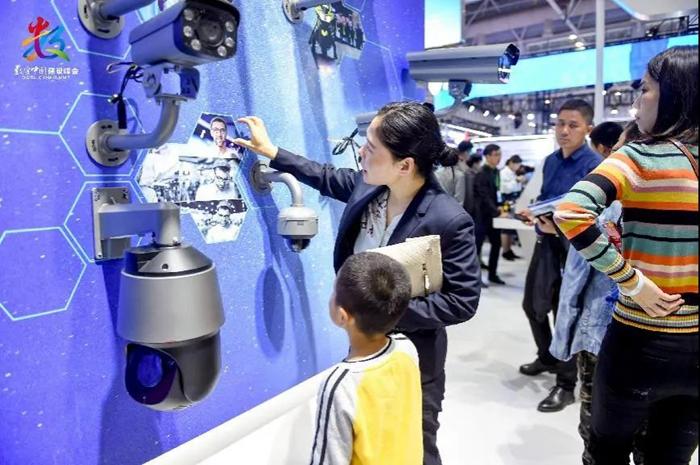 网络技术一般人干不了？揭秘从入门到精通的实用路径，轻松驾驭数字世界  第3张