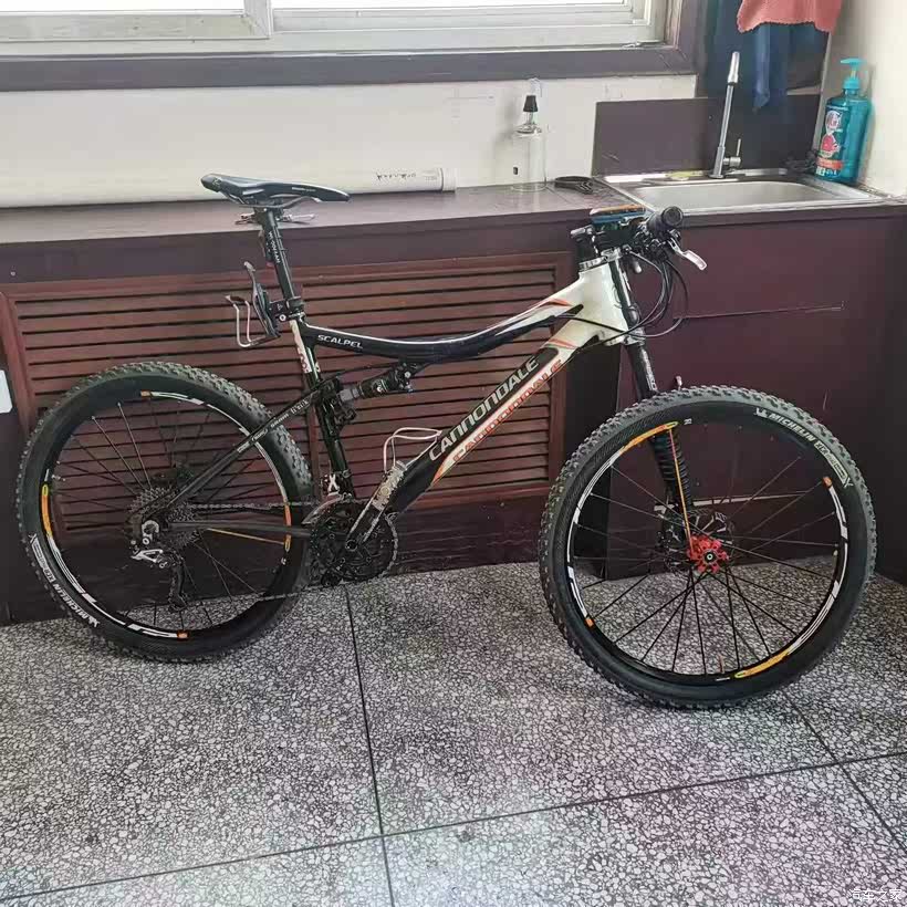 黑客700价格全解析：入门山地车选购指南，轻松找到高性价比选择  第1张