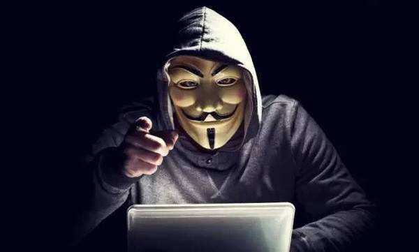 黑客24小时接单方式有哪些呢？揭秘暗网、加密通讯与社交媒体的非法交易渠道及风险  第3张