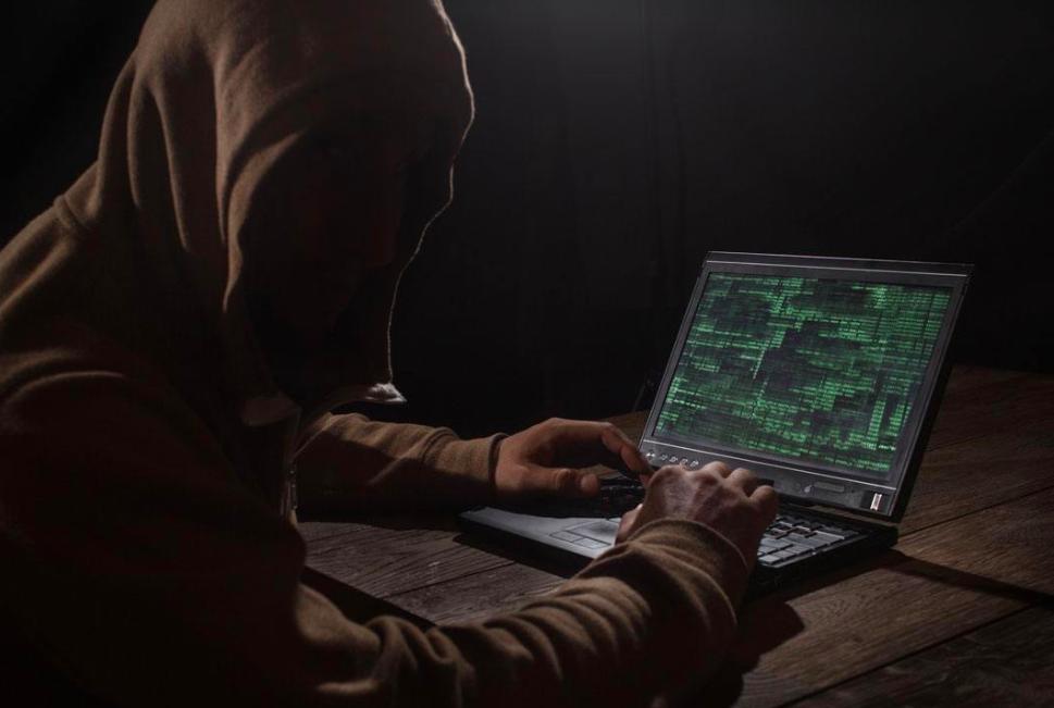 成为黑客能干嘛？揭秘黑客技能如何开启高薪职业与自由人生  第3张