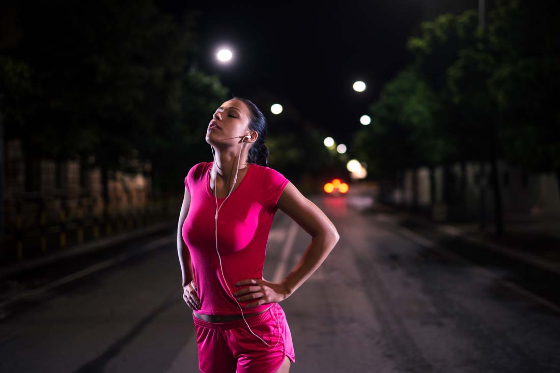 夜晚陪跑接单软件：安全陪伴，让夜跑不再孤单，解决都市人夜间运动需求  第3张