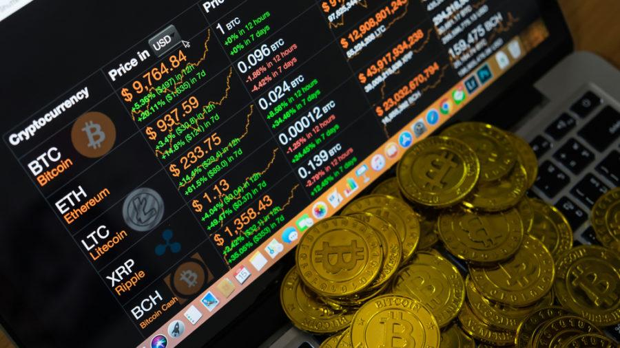 找黑客帮忙做一个挂？先看清这背后的法律风险与骗局陷阱，保护你的账号与钱包安全